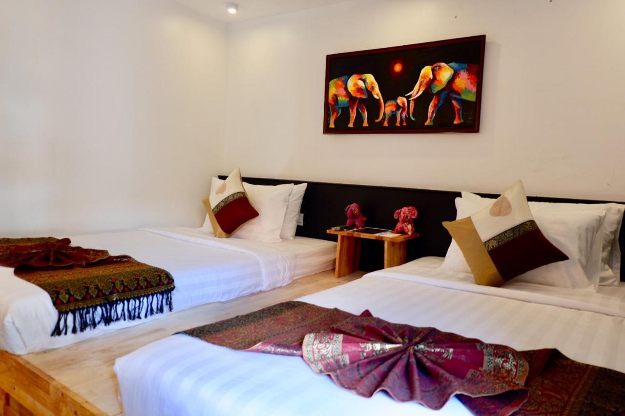 1004 Boutique Hotel Siem Reap Bagian luar foto