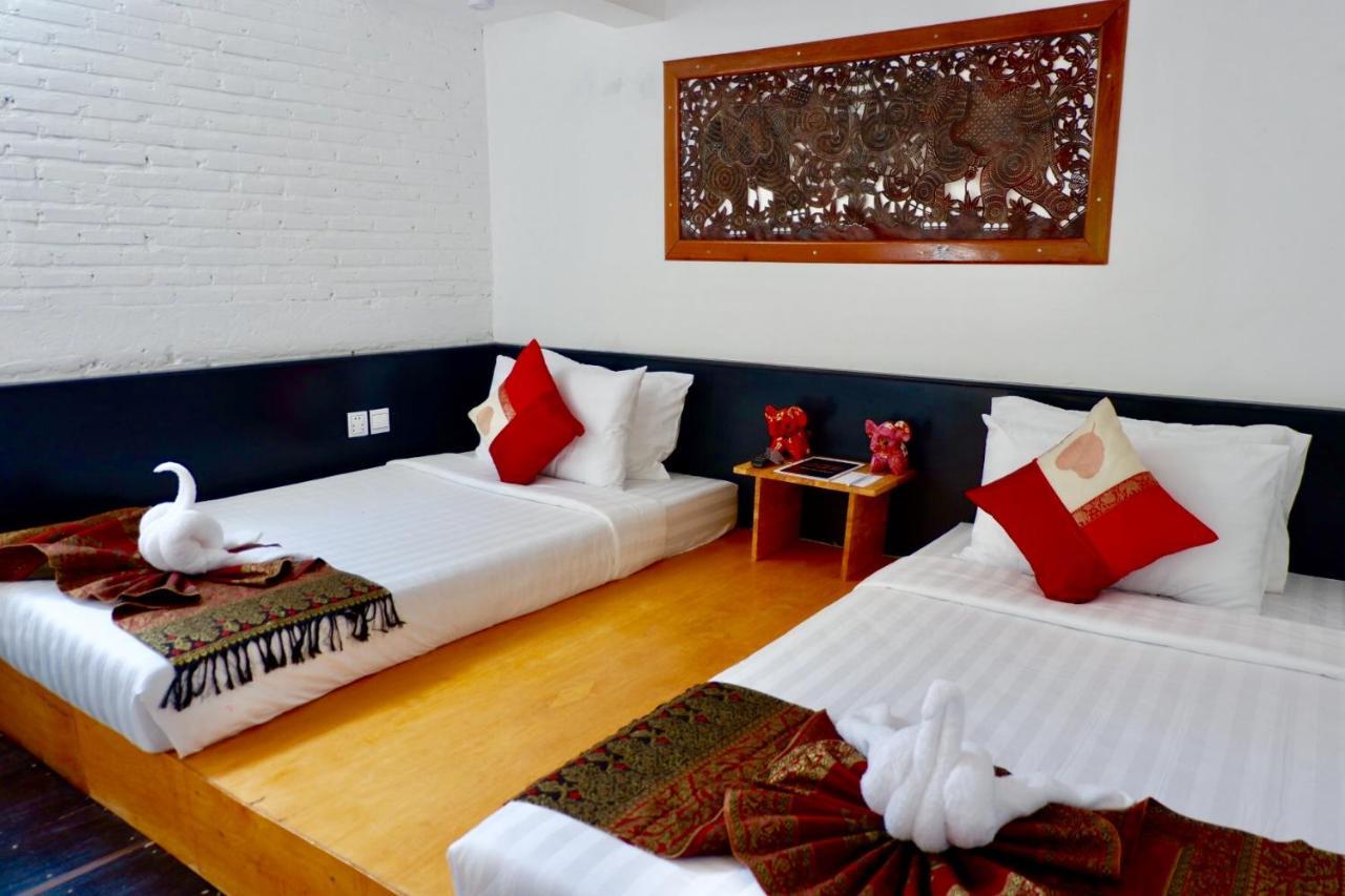 1004 Boutique Hotel Siem Reap Bagian luar foto