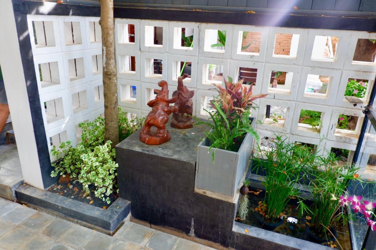 1004 Boutique Hotel Siem Reap Bagian luar foto