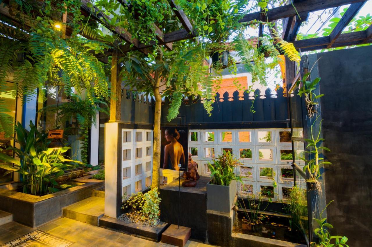 1004 Boutique Hotel Siem Reap Bagian luar foto