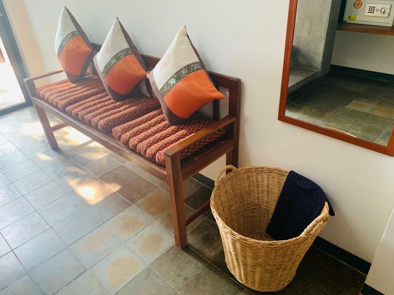 1004 Boutique Hotel Siem Reap Bagian luar foto