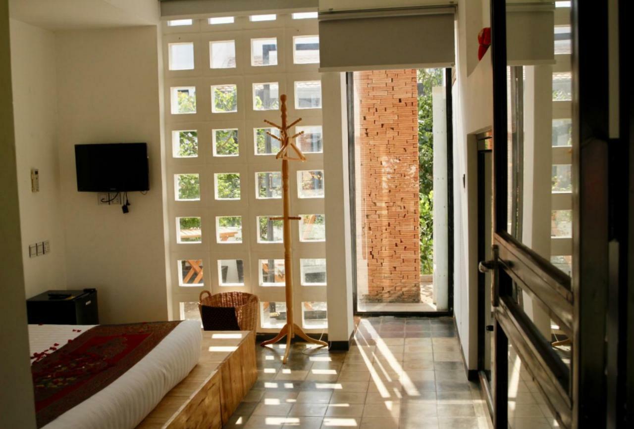 1004 Boutique Hotel Siem Reap Bagian luar foto