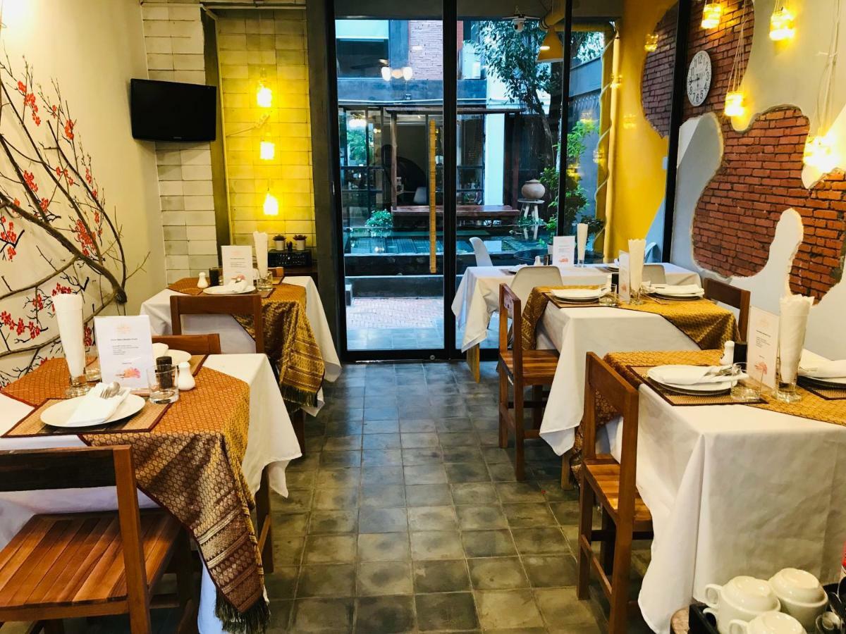 1004 Boutique Hotel Siem Reap Bagian luar foto
