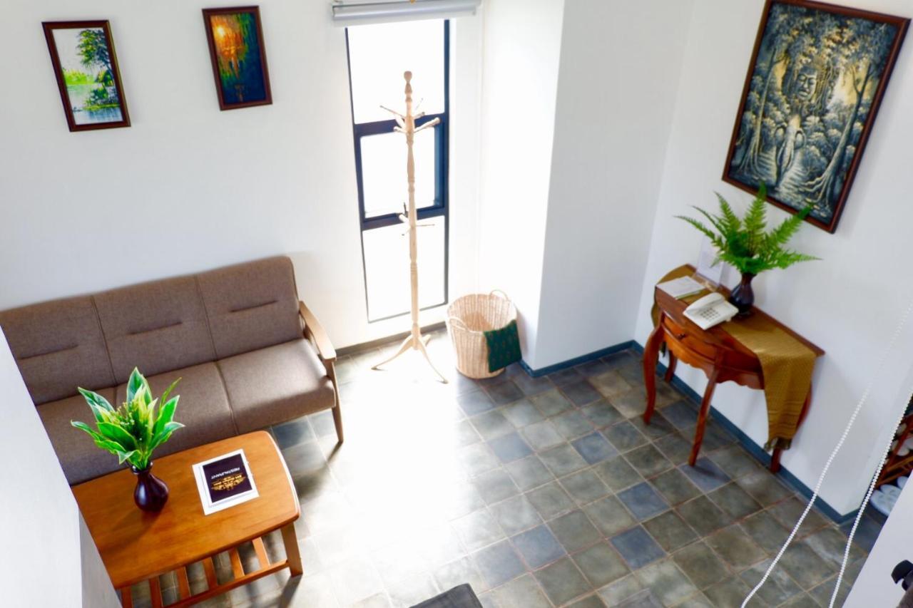 1004 Boutique Hotel Siem Reap Bagian luar foto